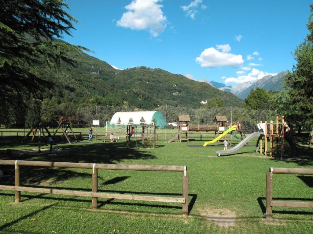 Casa Gialla Gera Lario Kültér fotó